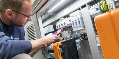 Hightech aus Kunststoff: Eine Ausbildung bei Hiendl in Furth bei Bogen bietet große Zukunftschancen.