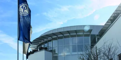 Die Pöschl Tobacco Group in Geisenhausen bietet jedes Jahr bis zu 17 Ausbildungsplätze. Foto: Pöschl Tobacco Group