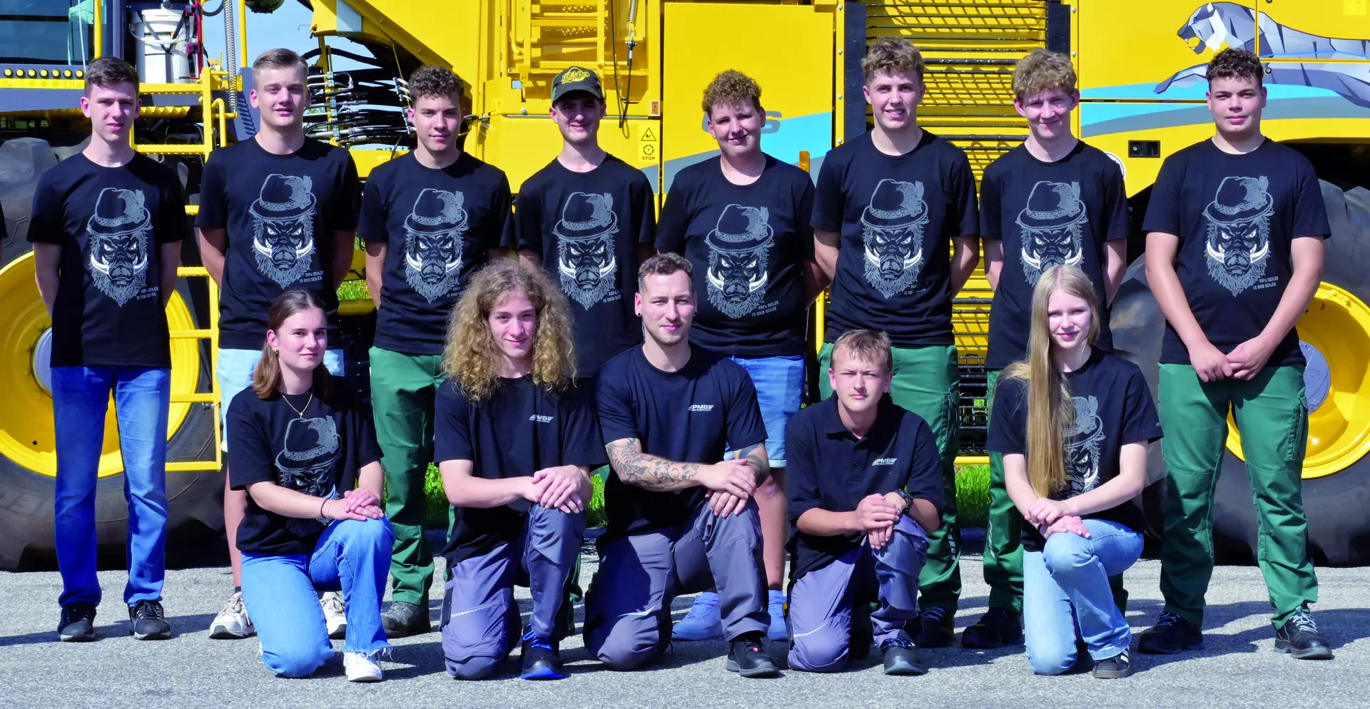 Azubis bei ROPA gestalten die Zukunft der Landwirtschaft. Foto: ROPA