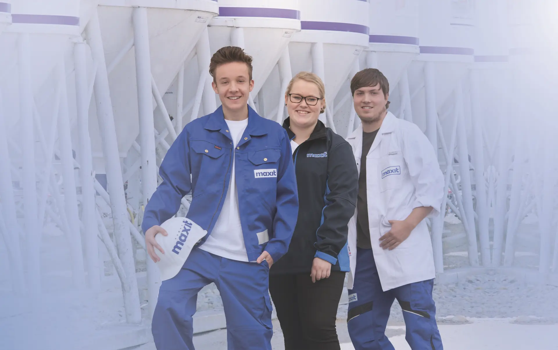 Putze, Estriche und Farben sind die Produkte von maxit. Das Unternehmen bietet viele Karrierechancen.